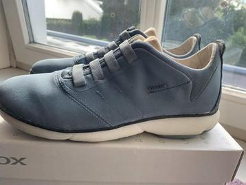 GEOX NEBULA lichtblauwe sneakers maat 40 lente zomer