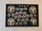 Tesla Wielmoerdoppen Naafdoppen, en Ventieldopjes, Ophalen of Verzenden, Gebruikt