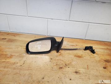 Skoda Fabia 2000 - 2007 spiegel links handmatig nette staat beschikbaar voor biedingen