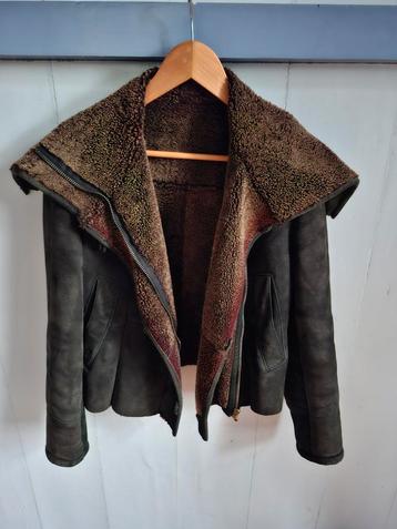 Vintage zwart/grijze suède "Shearling" damesjas. Mt.S/M. beschikbaar voor biedingen