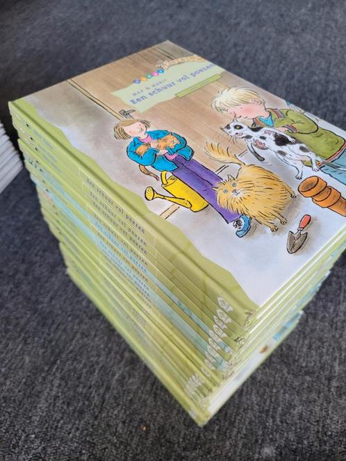 25 stuks :  Henk Hokke - Een schuur vol poezen, Boeken, Kinderboeken | Jeugd | onder 10 jaar, Gelezen, Ophalen of Verzenden