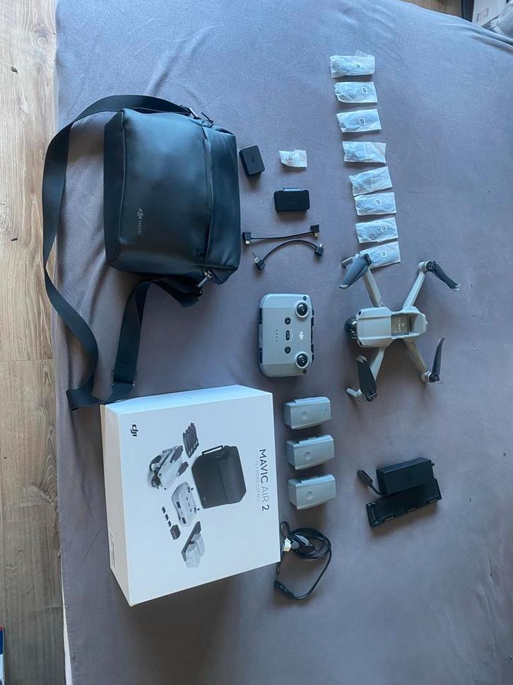 DJI Mavic Air 2 Fly More Combo, Audio, Tv en Foto, Drones, Zo goed als nieuw, Drone met camera, Ophalen of Verzenden