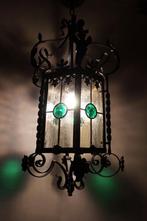 Grote antieke hallamp/ hanglamp/ kasteellamp in glas in lood, Ophalen, Gebruikt, Glas, 75 cm of meer