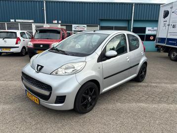 Peugeot 107 1.0-12V Sublime / 5 Deurs / APK / LM Velgen / EL beschikbaar voor biedingen