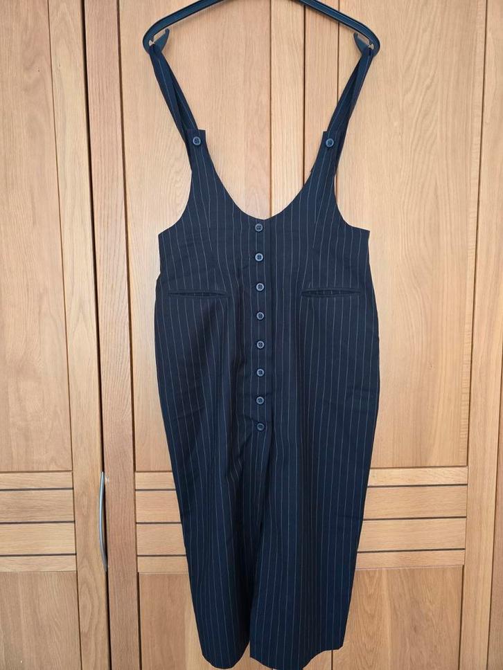 Krijtstreep pak met rok en colbert, Kleding | Dames, Jasjes, Kostuums en Pakken, Zo goed als nieuw, Maat 38/40 (M), Zwart, Ophalen of Verzenden