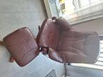 Relaxstoel met Hocker – Bordeaux, Huis en Inrichting, Stoelen, Ophalen, Kunststof, Overige kleuren, Zo goed als nieuw