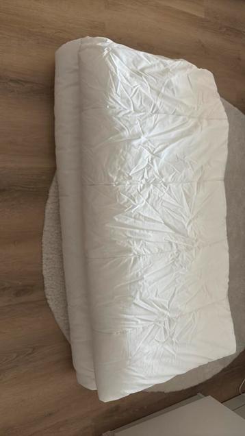 4 seizoenen dekbed beschikbaar voor biedingen