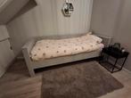 Stevig houten bed 90x200 cm, Huis en Inrichting, Ophalen, 90 cm, Eenpersoons, 210 cm