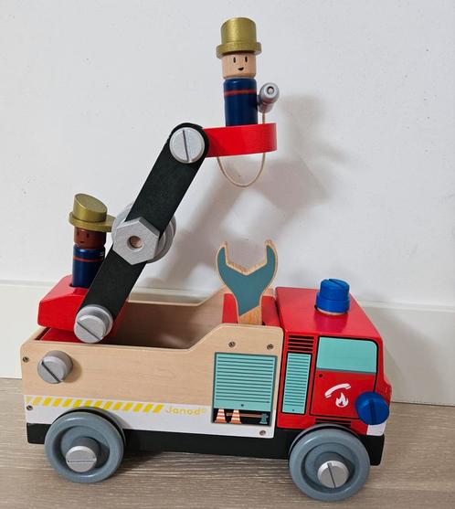 Janod Houten speelgoed - Brico'kids - Brandweerauto, Kinderen en Baby's, Speelgoed | Speelgoedvoertuigen, Gebruikt, Ophalen of Verzenden