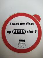 Twee oude stickers. Staat uw fiets op ASSA slot???.  Ring., Verzamelen, Stickers, Ophalen of Verzenden, Zo goed als nieuw