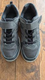Grijze sportschoen/sneaker maat 33., Ophalen of Verzenden, Gebruikt, Schoenen