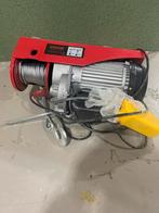 Elektrische Lier - Vevor, Doe-het-zelf en Verbouw, Lieren en Takels, Gebruikt, Ophalen of Verzenden, Vevor, Elektrisch