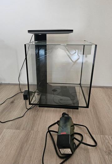 Superfish Qubiq Pro 30 zwart beschikbaar voor biedingen