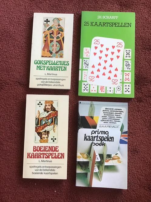 Kaartspelen. 4 verschillende boekjes in zeer goede staat, Boeken, Hobby en Vrije tijd, Zo goed als nieuw, Overige onderwerpen