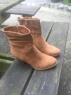 Hele mooie ENKELLAARSJES, NIEUW, maat 40, Bruin, Lage of Enkellaarzen, Nieuw, Ophalen of Verzenden