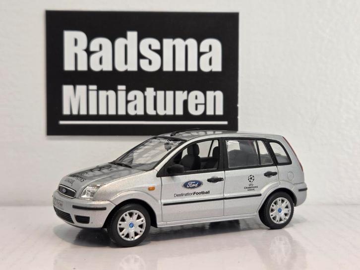 Ford Fusion - Grijs - 1:43 Minichamps, Hobby en Vrije tijd, Modelauto's | 1:43, Zo goed als nieuw, Auto, MiniChamps, Ophalen of Verzenden