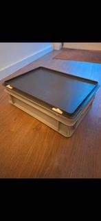 Stevige, stapelbare kunststof bakken met deksel, Ophalen, Zo goed als nieuw, Apparatuur