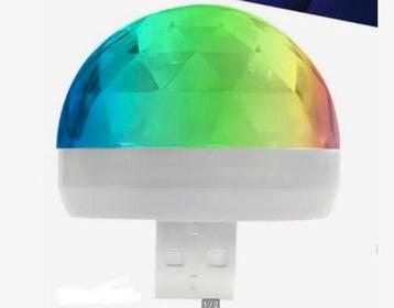 USB kleuren disco lampje  Gaat niet door de brievenbus