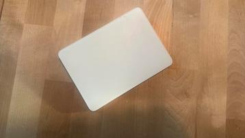 Apple Magic Trackpad – Zo goed als nieuw beschikbaar voor biedingen