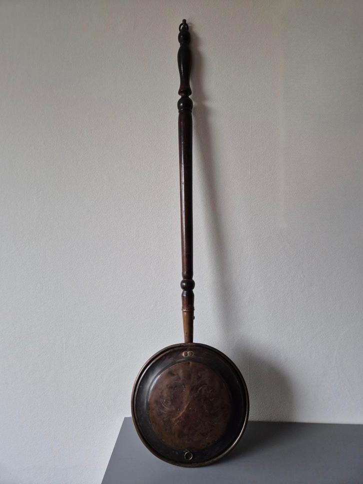 Oud antieke grote bed pan/ warmer hout / koper 112 cm lang, Antiek en Kunst, Antiek | Koper en Brons, Koper, Ophalen