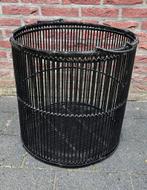 Grote zwarte mand, Ophalen, Gebruikt, Rond, Riet