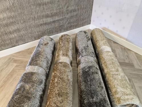 Glossy vloerkleden hoogpolig! 170*230 €135 200*300 €250, Huis en Inrichting, Stoffering | Tapijten en Kleden, Nieuw, 150 tot 200 cm