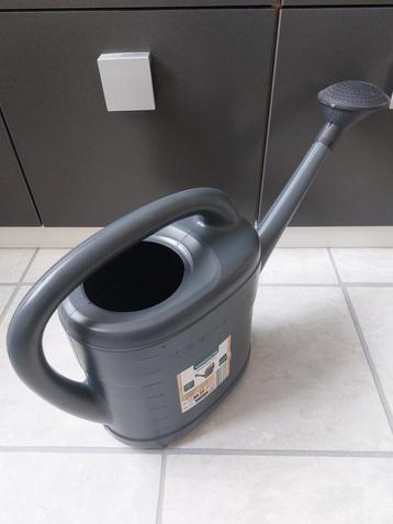 Gieter 10L - nieuw en niet gebruikt beschikbaar voor biedingen