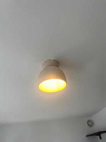 Kwantum nieuw lamp beschikbaar voor biedingen