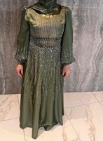 Luxe olijfgroene galajurk met schitterende details, Kleding | Dames, Gelegenheidskleding, Galajurk, Maat 46/48 (XL) of groter