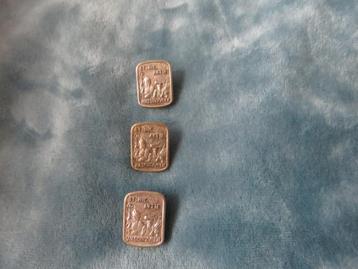 Verschillende speldjes van Waddinxveen beschikbaar voor biedingen