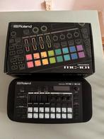 Roland MC-101 Groovebox + Case, Muziek en Instrumenten, Drumcomputers, Ophalen of Verzenden, Zo goed als nieuw, Roland