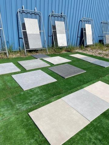 Het is tijd voor een tuinupgrade met keramische tuintegels beschikbaar voor biedingen