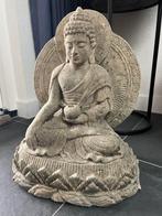 Boeddha tuinbeeld wit lavasteen uit Indonesie, Tuin en Terras, Tuinbeelden, Nieuw, https://verburgtvintage.nl/#contact, Schipluidenlaan 20 5035KJ Tilburg