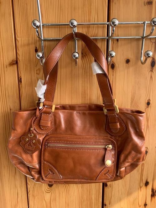 Kipling Rhys dames lederen tas(nr.10 DM6), Sieraden, Tassen en Uiterlijk, Tassen | Damestassen, Nieuw, Schoudertasje, Bruin, Verzenden