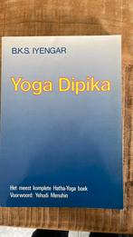 B.K.S. Iyengar - Yoga dipika (licht op yoga), B.K.S. Iyengar, Zo goed als nieuw, Ophalen