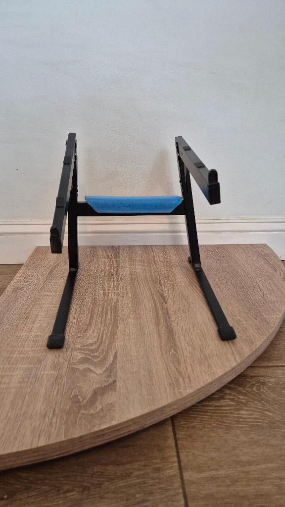 Verstelbare laptop of dj stand, Computers en Software, Laptopstandaarden, Ophalen