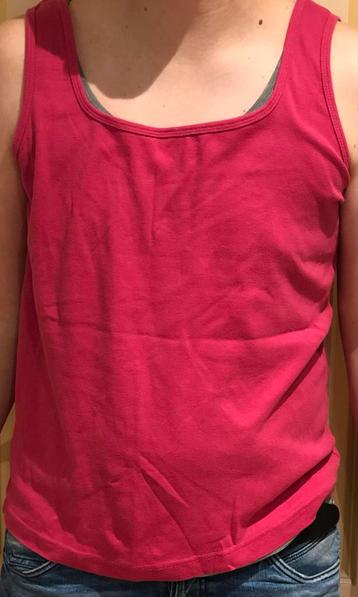 Roze Hemd beschikbaar voor biedingen