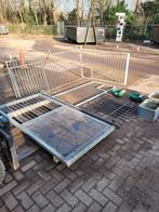 Paardenstaldeur-Hekwerken-voerbakken-Drinkbak, Ophalen, IJzer, Tuinhek