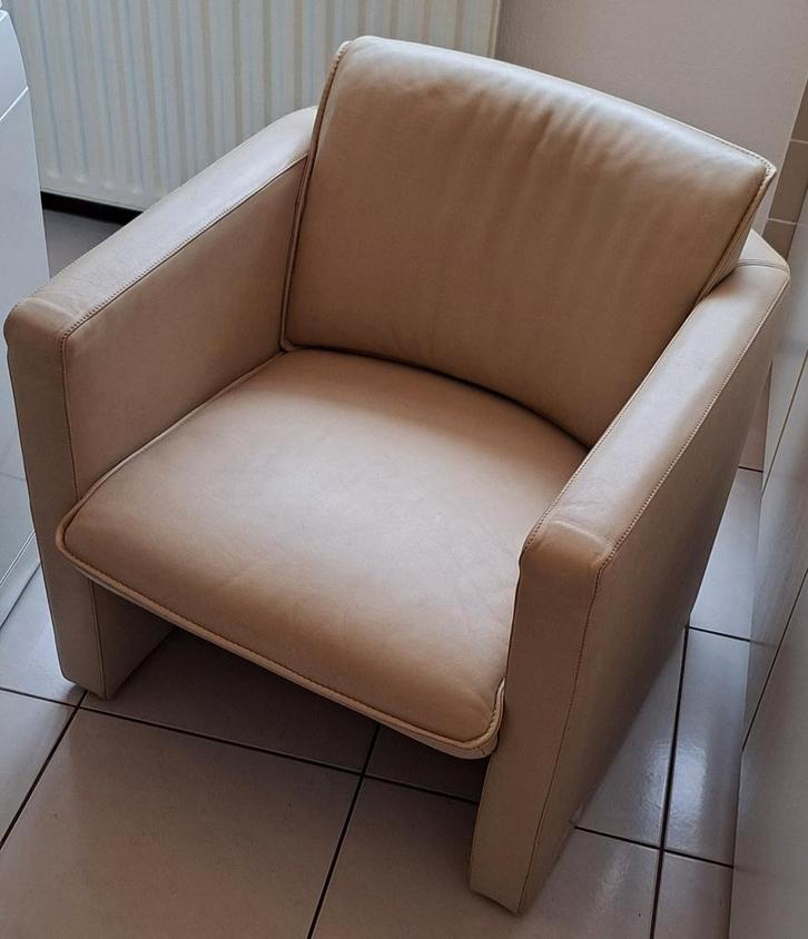 Leolux lederen fauteuil, Huis en Inrichting, Fauteuils, Gebruikt, Leer, 50 tot 75 cm, 75 tot 100 cm, Ophalen of Verzenden