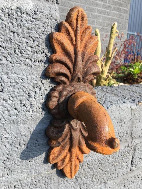 Waterspuwer voor muur fontein, rozet + Doppelblatt, Cast Iro, Tuin en Terras, Waterpartijen en Fonteinen, Fontein, Gietijzer, Ophalen of Verzenden