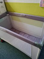 Campingbedje en matras met 2 hoeslakens en 1 molton/zeiltje, Kinderen en Baby's, Ophalen, Zo goed als nieuw, Minder dan 140 cm