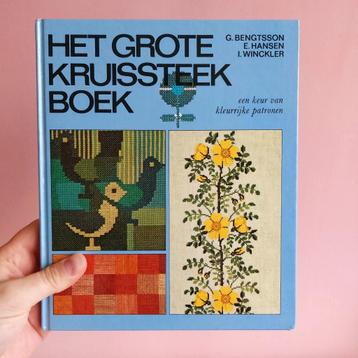 Het grote kruissteekboek 1974, Borduren 1974 beschikbaar voor biedingen