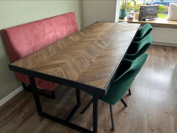 Eettafel geleefd teak hout 240x100cm visgraat beschikbaar voor biedingen