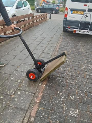 Te koop tegellegger voor tegels 40 cm 50 cm 60 cm en 80 cm. beschikbaar voor biedingen