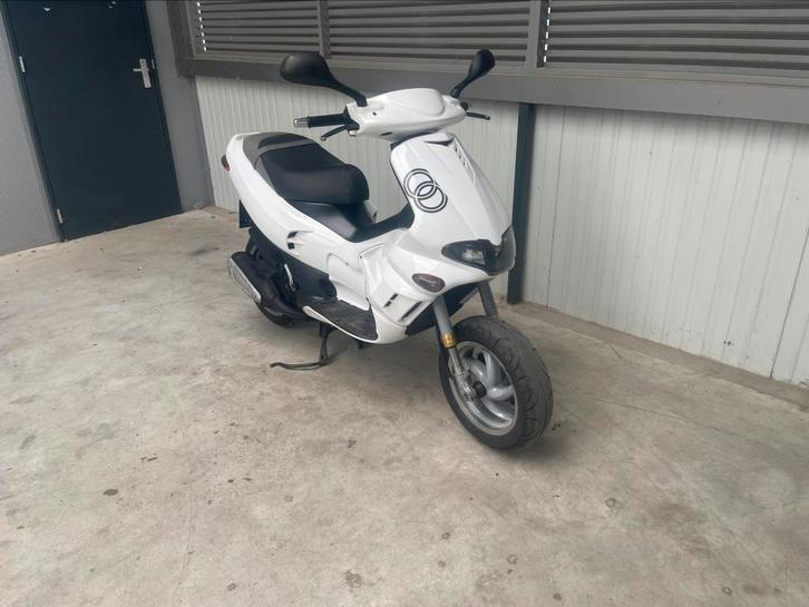 Gilera runner m07 180cc DD 2t duitse motorscooter, Fietsen en Brommers, Scooters | Overige merken, Zo goed als nieuw, Ophalen of Verzenden