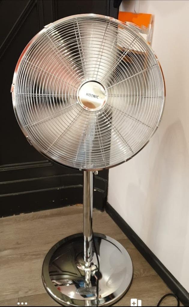 Koenic Statief staande Ventilator Chroomkleur, Witgoed en Apparatuur, Ventilatoren, Zo goed als nieuw, Statiefventilator, Ophalen