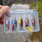 5 delige spinner set in een box, Watersport en Boten, Hengelsport | Roofvissen, Ophalen of Verzenden, Nieuw, Haak