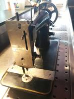 Antieke Phoenix naaimachine – zeldzaam verzamelobject, Antiek en Kunst, Ophalen