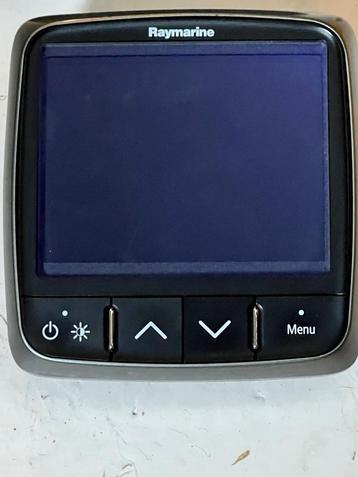 Raymarine E22172. I70 multifunctioneel kleuren scherm  beschikbaar voor biedingen