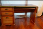 Ouderwets houten bureau, Huis en Inrichting, Bureaus, Ophalen, Zo goed als nieuw, Bureau